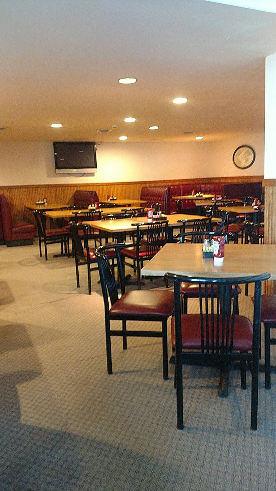 Cohees 404 | night club | Shore Hwy, Denton, MD 21629, USA | 4104799833 OR +1 410-479-9833