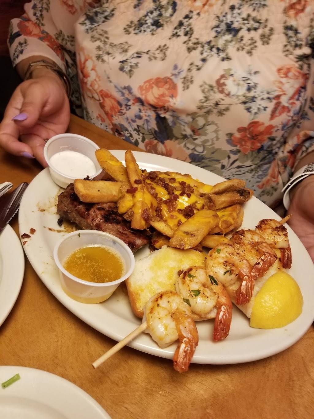 Texas Roadhouse | restaurant | 4309 Silverleaf Dr, Virginia Beach, VA 23462, USA | 7574977427 OR +1 757-497-7427