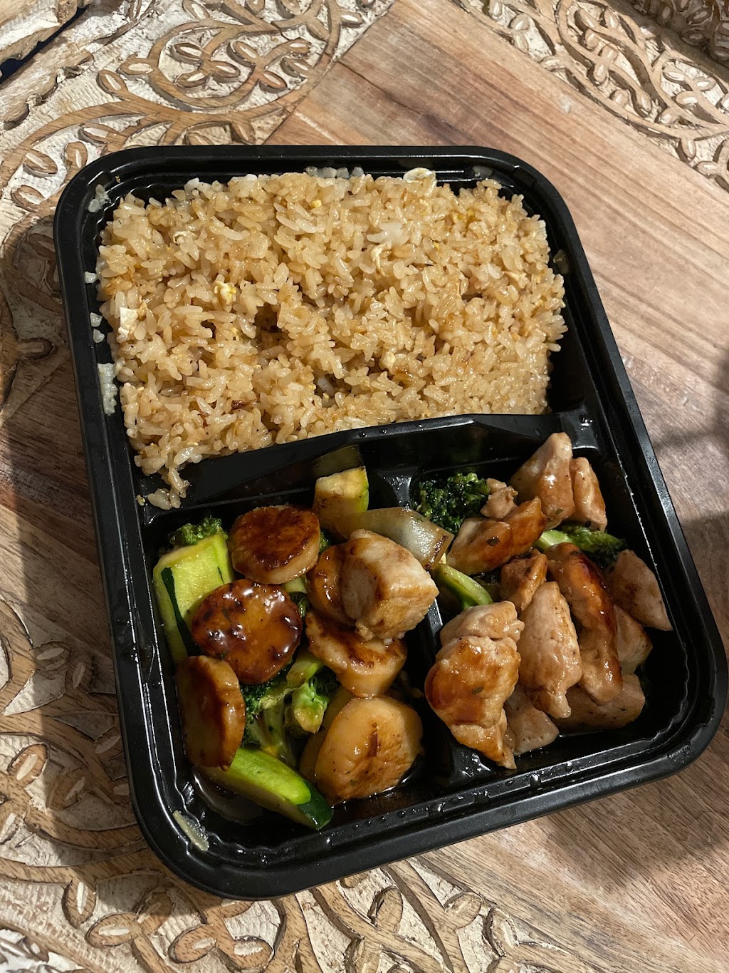 Bang Bang Hibachi Grill & Sushi (Quakertown) | restaurant | 1465 W Broad St, Quakertown, PA 18951, USA | 2155388999 OR +1 215-538-8999