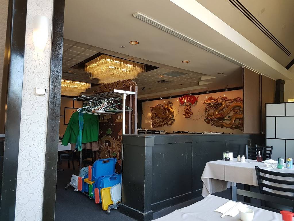 Yangtze Restaurant | restaurant | 700 Somerset St W, Ottawa, ON K1R 6P6, Canada | 6132360555 OR +1 613-236-0555