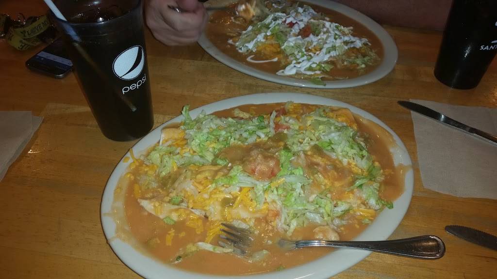 Santiagos Mexican Restaurant | restaurant | 150 1st St, Fort Lupton, CO 80621, USA | 3038574797 OR +1 303-857-4797