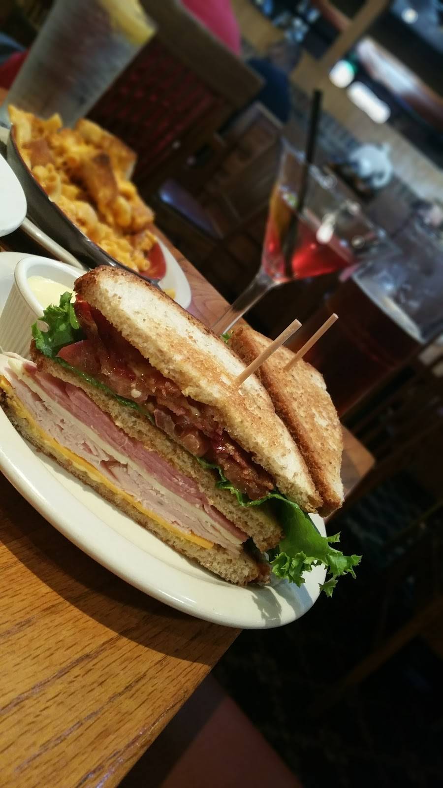 Raffertys of Clarksville | restaurant | 2813 Wilma Rudolph Blvd, Clarksville, TN 37040, USA | 9315530457 OR +1 931-553-0457