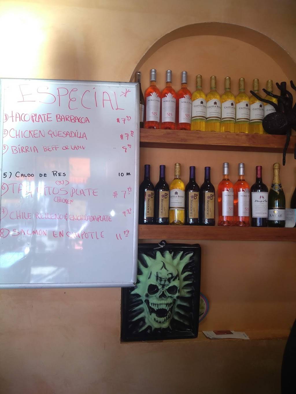 Juquila | meal takeaway | 10022 Venice Blvd, Culver City, CA 90232, USA | 3108412520 OR +1 310-841-2520