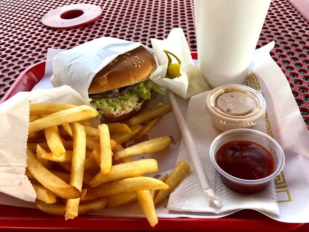 Gus Burgers | restaurant | 307 W Pacific Coast Hwy, Wilmington, CA 90744, USA | 3108345690 OR +1 310-834-5690