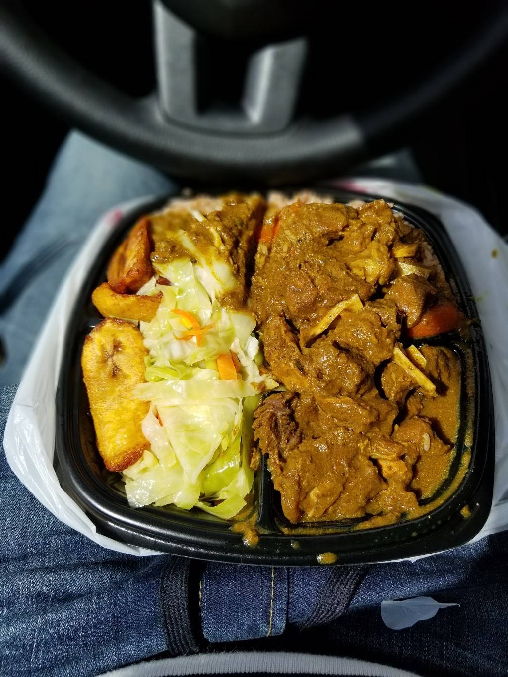 Golden Krust Caribbean Restaurant | bakery | 183-16 NW 7th Ave, Miami Gardens, FL 33169, USA | 3056559901 OR +1 305-655-9901