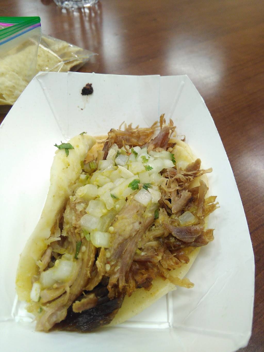 Tacos Los Amigos | restaurant | 5401 International Blvd, Oakland, CA 94601, USA | 5105351111 OR +1 510-535-1111