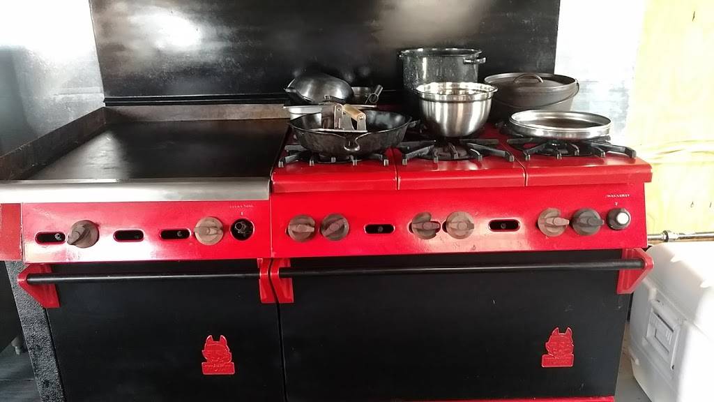 Roosters Wing Shack | restaurant | 3777 San Marcos Hwy, Luling, TX 78648, USA | 8304450240 OR +1 830-445-0240