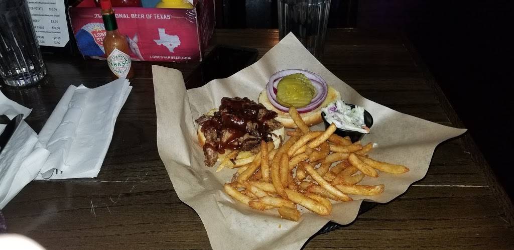 Addison Ice House | restaurant | 3875 Ponte Ave #250, Addison, TX 75001, USA | 9722180921 OR +1 972-218-0921