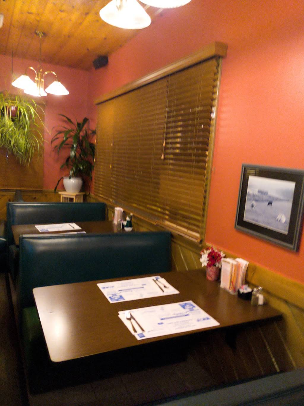 Giardinos Family Restaurant | restaurant | 242 Main St, West Yarmouth, MA 02673, USA | 5087750333 OR +1 508-775-0333