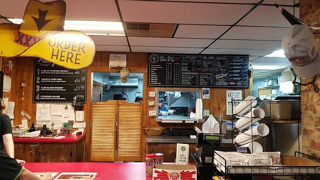 Risckys BAR-B-Q | restaurant | 9000 Benbrook Blvd, Fort Worth, TX 76126, USA | 8172493320 OR +1 817-249-3320