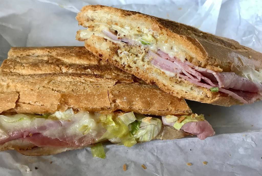 Barrows Gourmet Deli | restaurant | 4502, 3660 Henderson Blvd, Tampa, FL 33609, USA | 8138700950 OR +1 813-870-0950