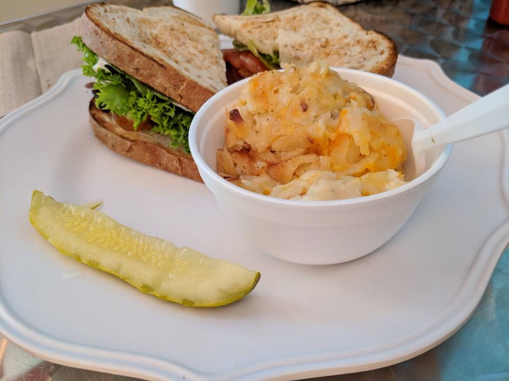 Pammies Sammies | cafe | 7000 Dr Phillips Blvd, Orlando, FL 32819, USA | 4077303212 OR +1 407-730-3212