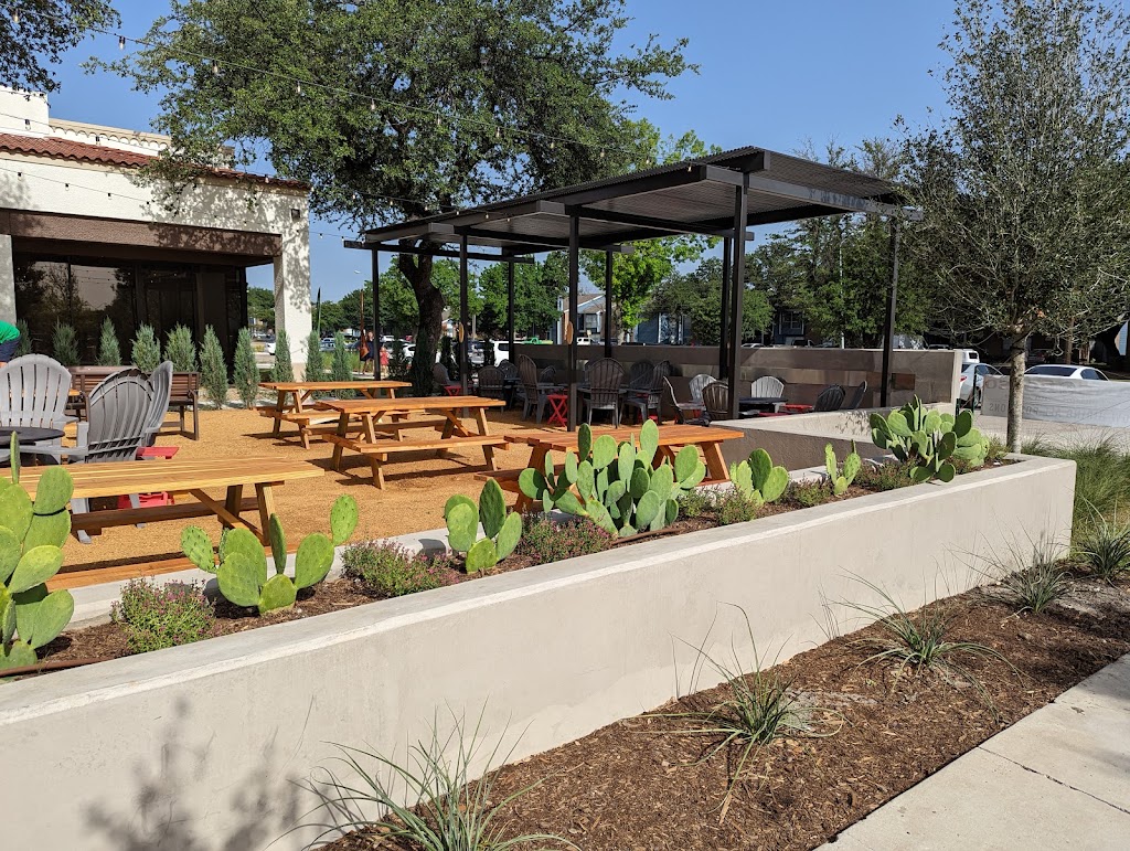 Cane Rosso | restaurant | 6959 Arapaho Rd, Dallas, TX 75248, USA | 9729612266 OR +1 972-961-2266