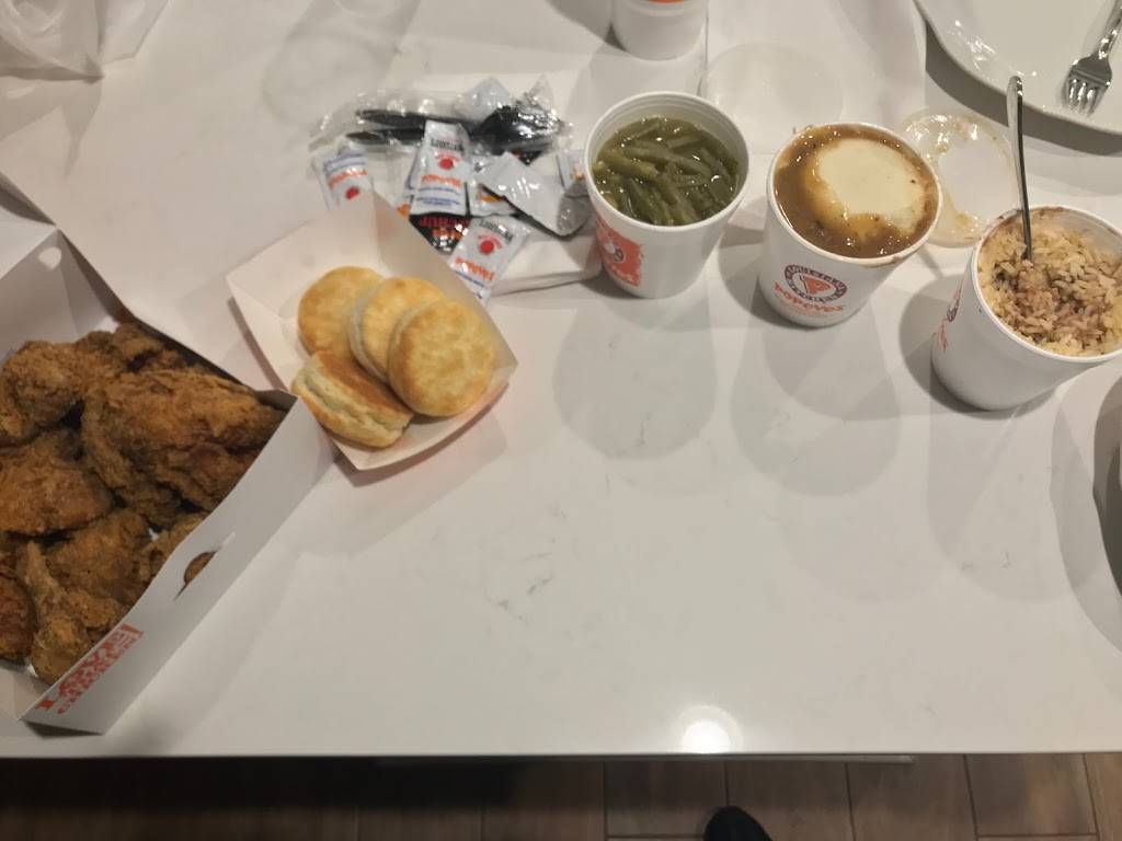 Popeyes Louisiana Kitchen | restaurant | 5026 Antoine Dr, Houston, TX 77092, USA | 7136822888 OR +1 713-682-2888