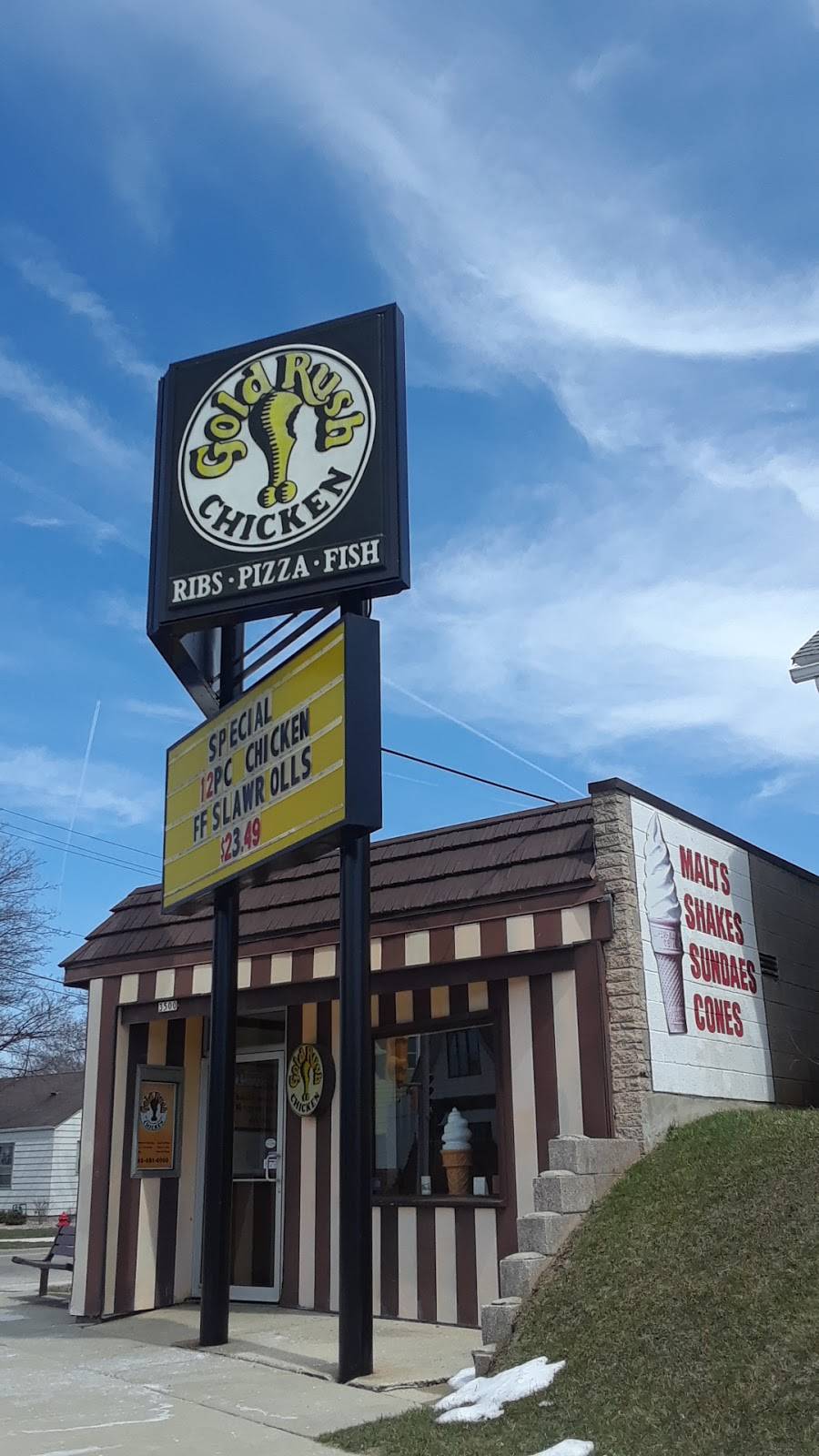 Gold Rush Chicken Carry Out | restaurant | 3500 S Howell Ave, Milwaukee, WI 53207, USA | 4144814010 OR +1 414-481-4010