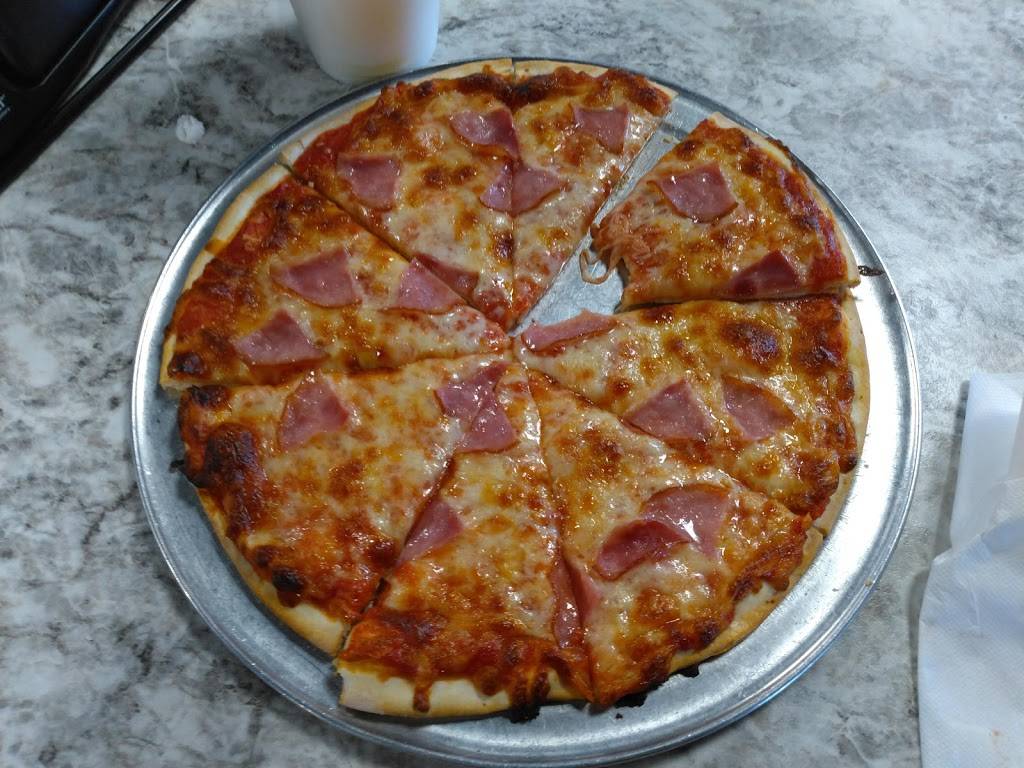 Gillios Pizza | restaurant | 167 E Shawnee Ave, Shawneetown, IL 62984, USA | 6182694351 OR +1 618-269-4351