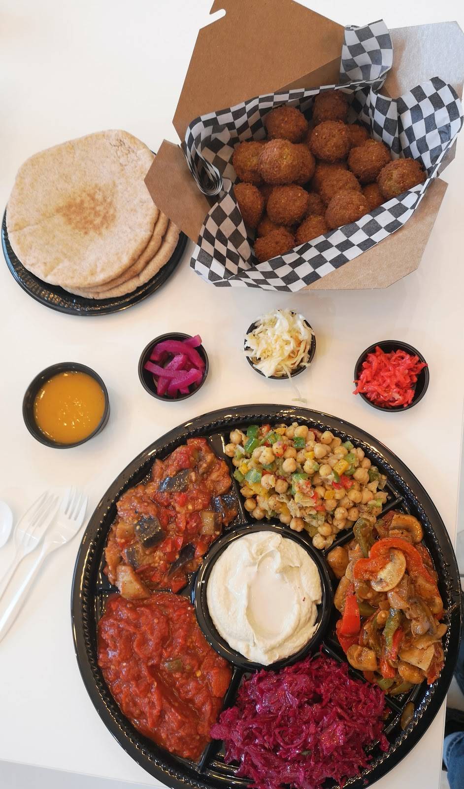 Urban Falafel | restaurant | 850 Sheppard Ave W, North York, ON M3H 2T5, Canada | 6473514702 OR +1 647-351-4702