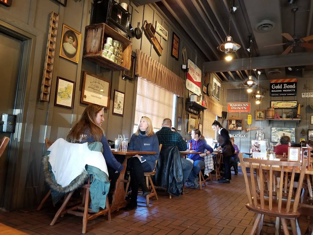 Cracker Barrel Old Country Store | restaurant | 13600 Wolfe Rd, New Freedom, PA 17349, USA | 7172354040 OR +1 717-235-4040