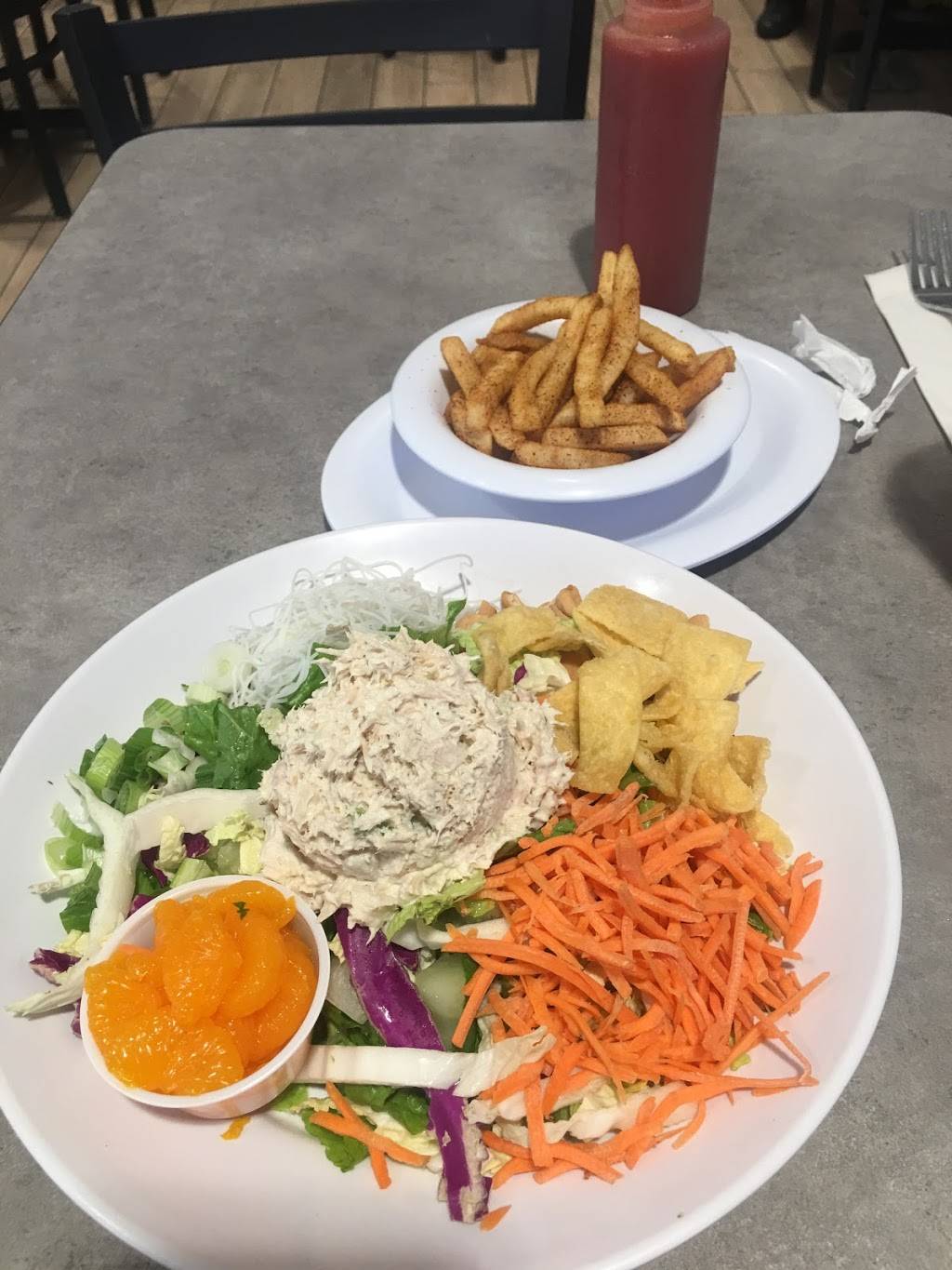 Commercial Point Cafe | restaurant | 3601 W Commercial Blvd #29, Fort Lauderdale, FL 33309, USA | 9547312233 OR +1 954-731-2233