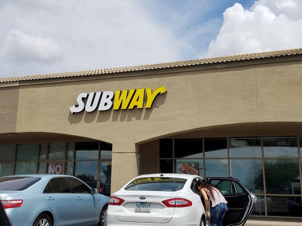 Subway | meal takeaway | 3966 N Oracle Rd, Tucson, AZ 85705, USA | 5208882315 OR +1 520-888-2315