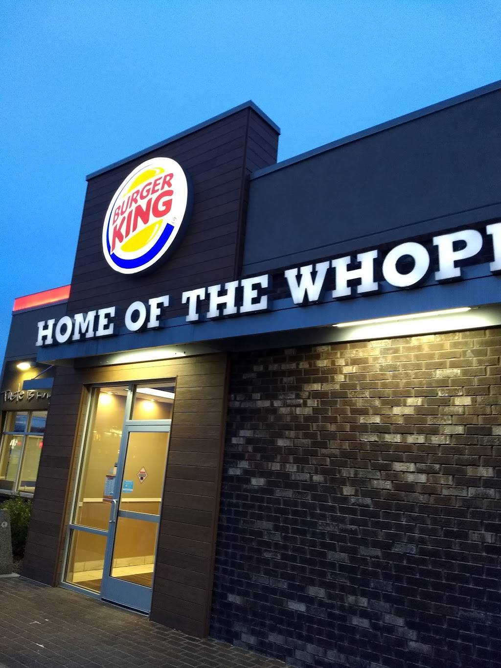 Burger King | restaurant | 1564 Bear Creek Pike, Columbia, TN 38401, USA | 9313887863 OR +1 931-388-7863