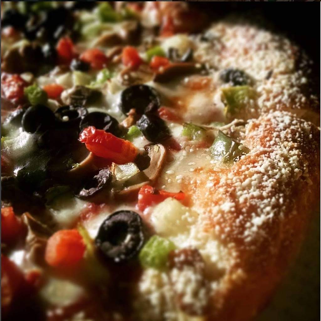 Jets Pizza | meal delivery | 37160 Dequindre Rd, Sterling Heights, MI 48310, USA | 5862684010 OR +1 586-268-4010