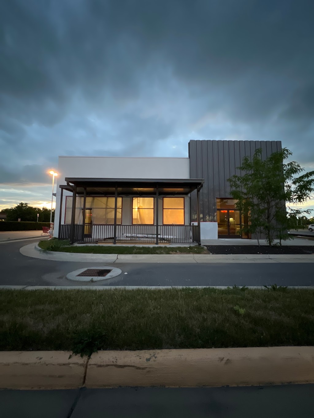 Chipotle Mexican Grill | restaurant | 120 Merchant St, Winchester, VA 22603, USA | 5405461005 OR +1 540-546-1005