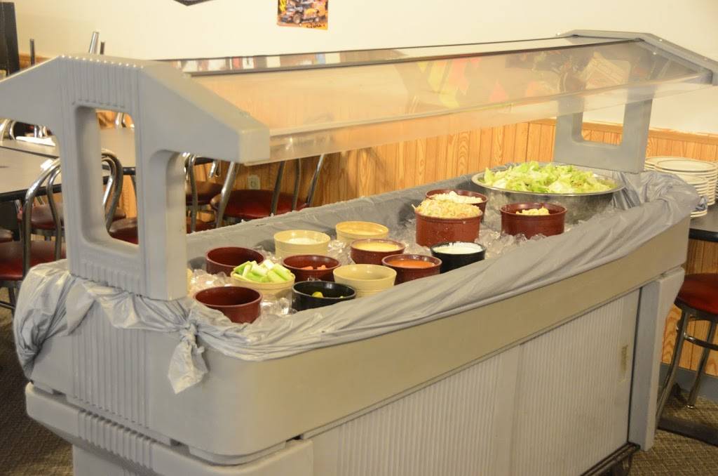 Tom & Tiffs | restaurant | 607 S Hazel St, Glenwood, IA 51534, USA | 7125274168 OR +1 712-527-4168