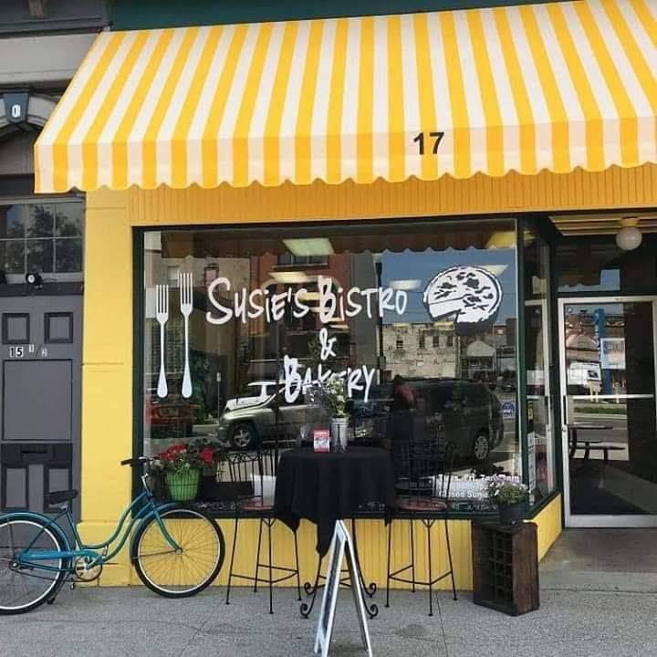 Susies Bistro & Bakery & Susie Sunshine Sweets | restaurant | 17 W Main St, Newark, OH 43055, USA | 7408994737 OR +1 740-899-4737