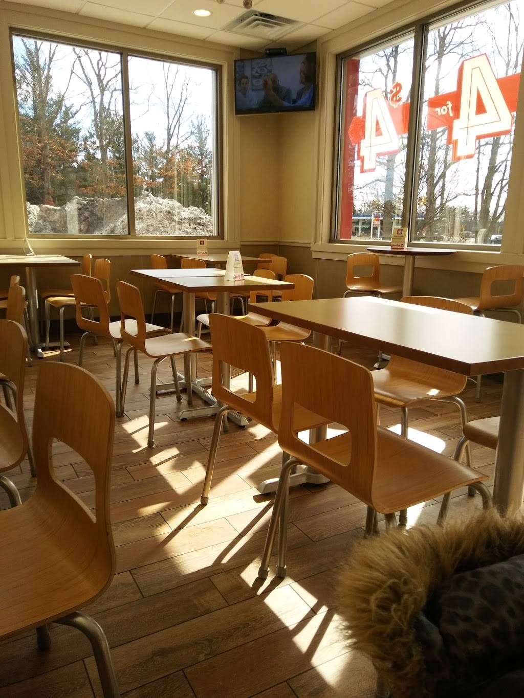 Wendys | restaurant | 9556 US-31, Interlochen, MI 49643, USA | 2317742510 OR +1 231-774-2510