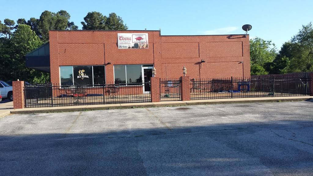 Old School Billiards | restaurant | 45 Colt Square Dr, Fayetteville, AR 72703, USA | 4792000893 OR +1 479-200-0893