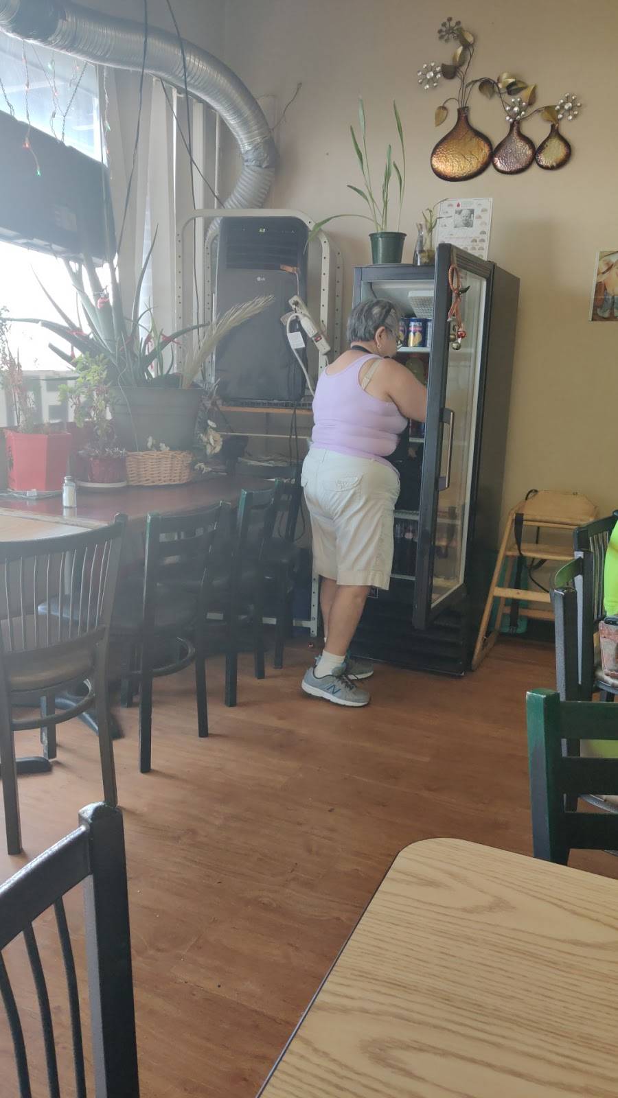 Pupuseria San Salvador | restaurant | 4385 S Federal Blvd, Englewood, CO 80110, USA | 7203278146 OR +1 720-327-8146