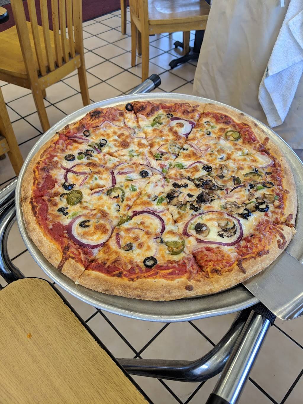 Vitos Pizza & Italian Restaurant | restaurant | 905 Aberdeen Rd, Hampton, VA 23666, USA | 7578384671 OR +1 757-838-4671