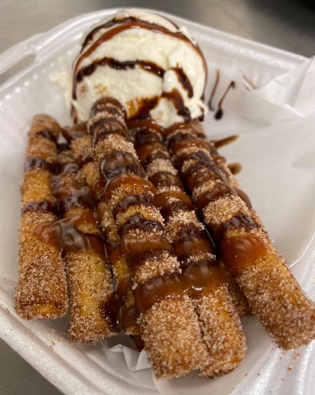 Churro GoNutz | restaurant | 4229 W Bell Rd, Phoenix, AZ 85053, USA | 4802835814 OR +1 480-283-5814