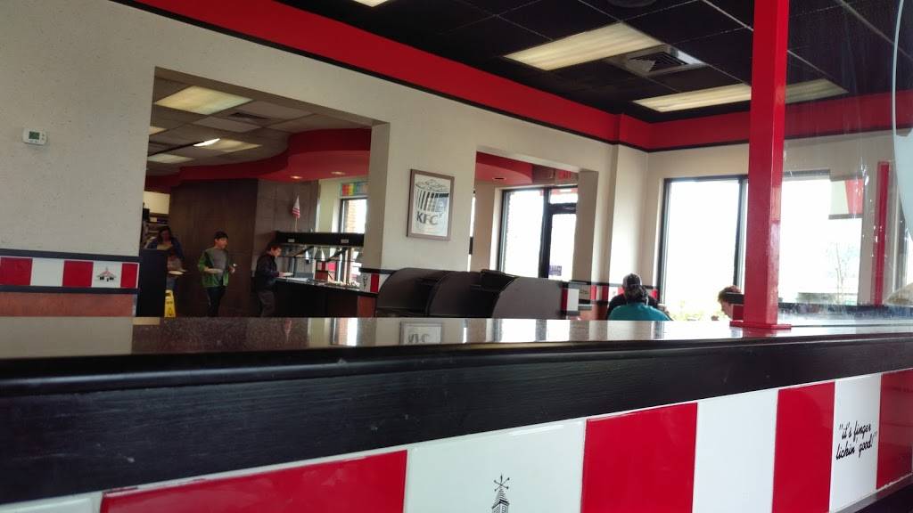 KFC | restaurant | 1105 S Jefferson Ave, Cookeville, TN 38506, USA | 9315262417 OR +1 931-526-2417