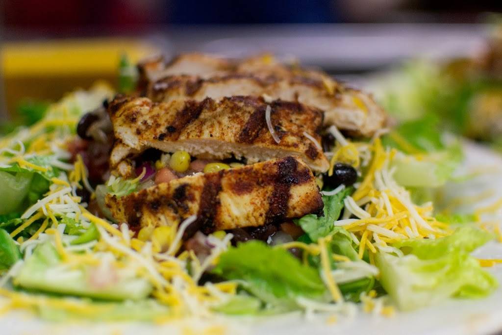 Pbodys - Clarksville Country Club | restaurant | 334 Fairway Dr, Clarksville, TN 37043, USA | 9312414040 OR +1 931-241-4040