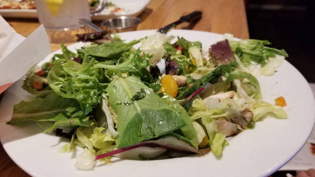 Chilis Grill & Bar | meal takeaway | 1905 N Prospect Ave, Champaign, IL 61822, USA | 2173982161 OR +1 217-398-2161