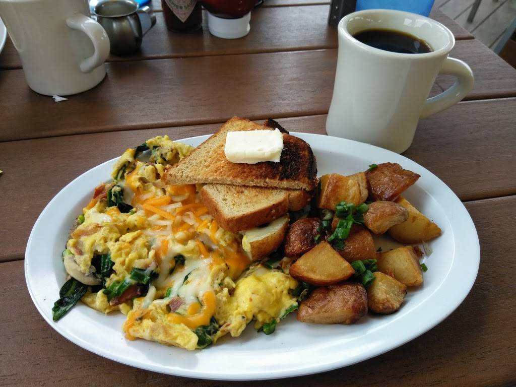 Shoreline Beach Cafe | restaurant | 801 Shoreline Dr, Santa Barbara, CA 93109, USA | 8055680064 OR +1 805-568-0064