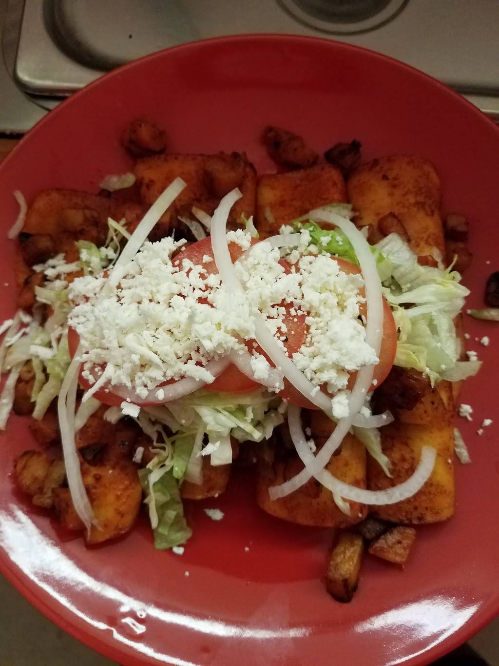 Taqueria Tecoman | restaurant | 106 E Lake Ave, Watsonville, CA 95076, USA | 8317681443 OR +1 831-768-1443