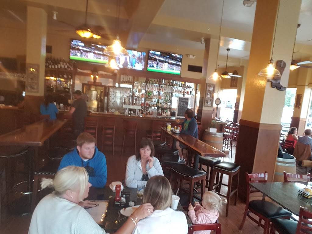 Hollister House Bar and Grill | restaurant | 500 San Benito St, Hollister, CA 95023, USA | 8313131426 OR +1 831-313-1426