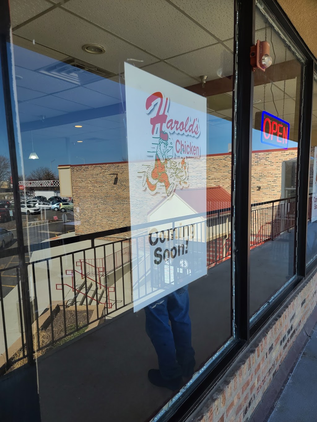 Harolds Chicken #28 | restaurant | 431 N Bolingbrook Dr, Bolingbrook, IL 60440, USA | 6307710455 OR +1 630-771-0455