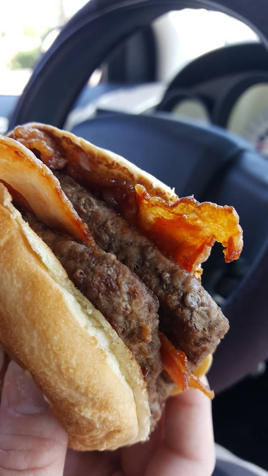 Wendys | restaurant | 1205 N Country Club Dr, Mesa, AZ 85201, USA | 4809640861 OR +1 480-964-0861