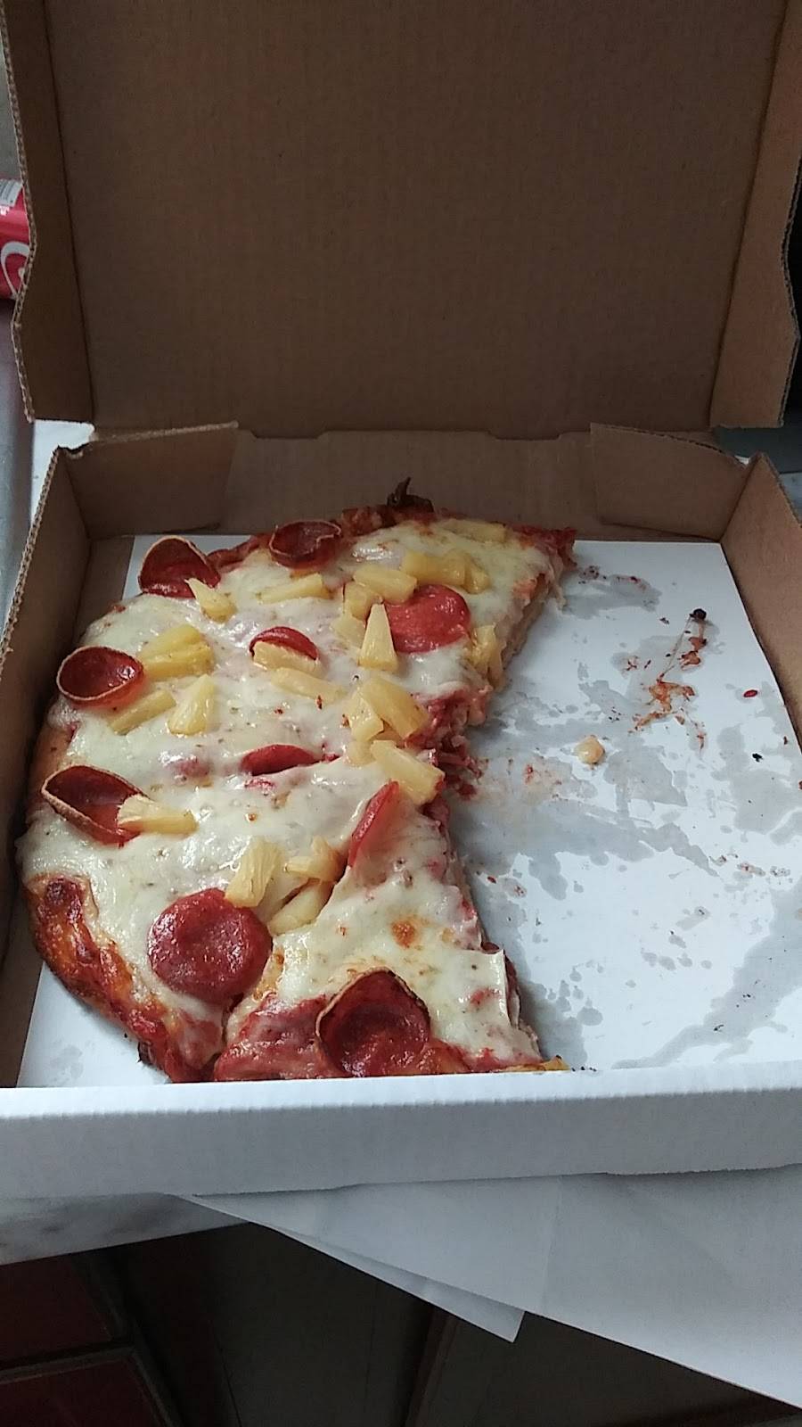 Genos Pizza | restaurant | 5115 E 9 Mile Rd, Warren, MI 48091, USA | 2485824366 OR +1 248-582-4366