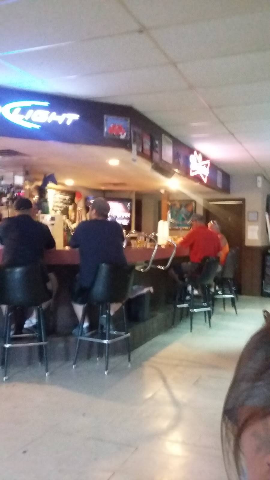 Big Shooters | restaurant | 2938 N 16th St, Terre Haute, IN 47804, USA | 8124666266 OR +1 812-466-6266