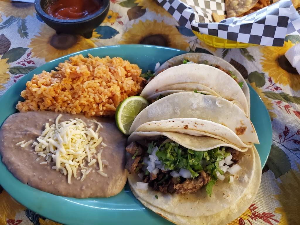 Casa Vargas | restaurant | 7818 W Lincoln Hwy, Frankfort, IL 60423, USA | 8158067373 OR +1 815-806-7373