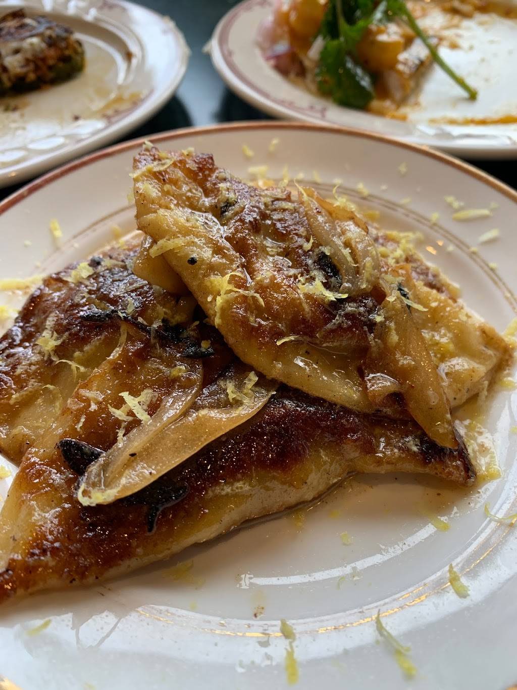 Loomi Cafe | restaurant | Ann Arbor, MI 48104, USA | 7349292945 OR +1 734-929-2945