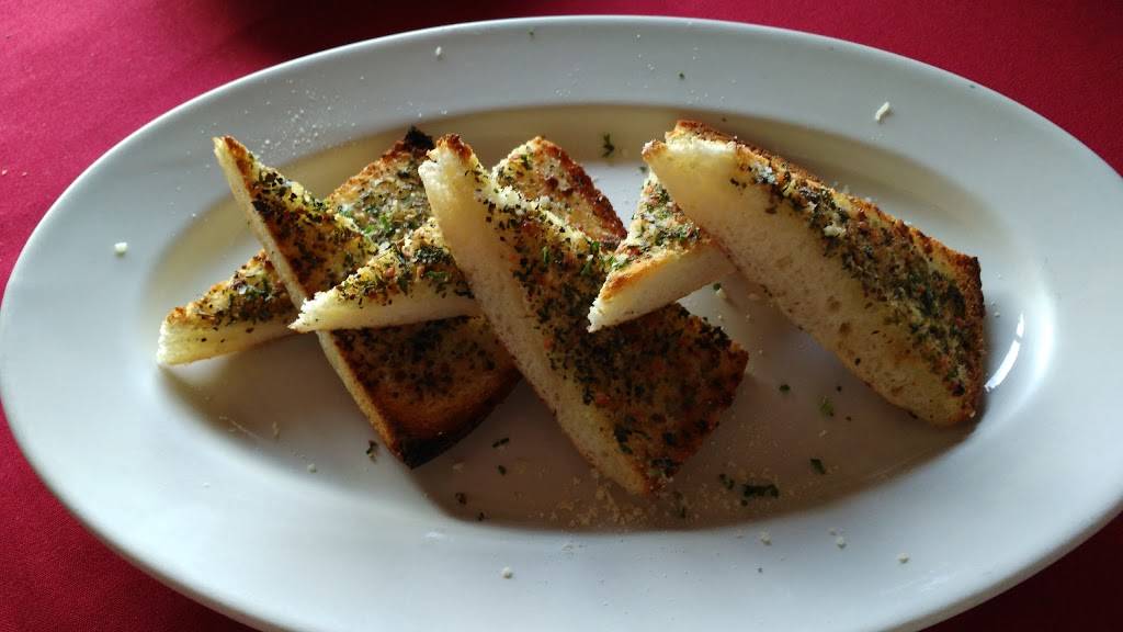 La Sorrentina Italian Restaurant | restaurant | 3330 Culebra Rd, San Antonio, TX 78228, USA | 2105490889 OR +1 210-549-0889