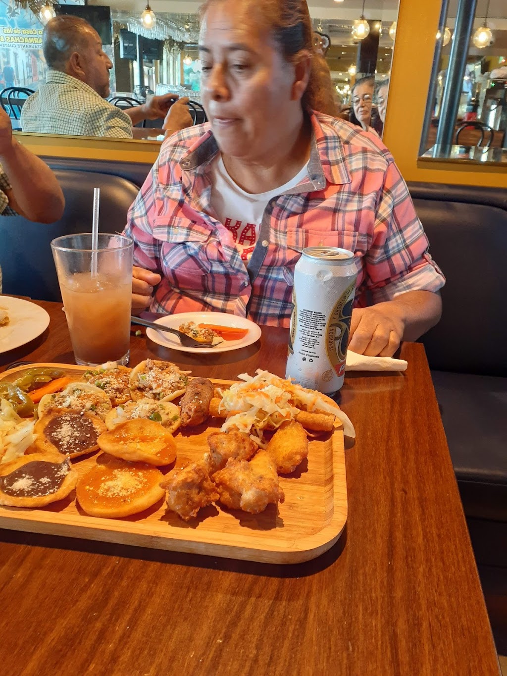 La Casa De Las Garnachas & Beer | restaurant | 1661 Colorado Blvd, Los Angeles, CA 90041, USA | 3234746716 OR +1 323-474-6716