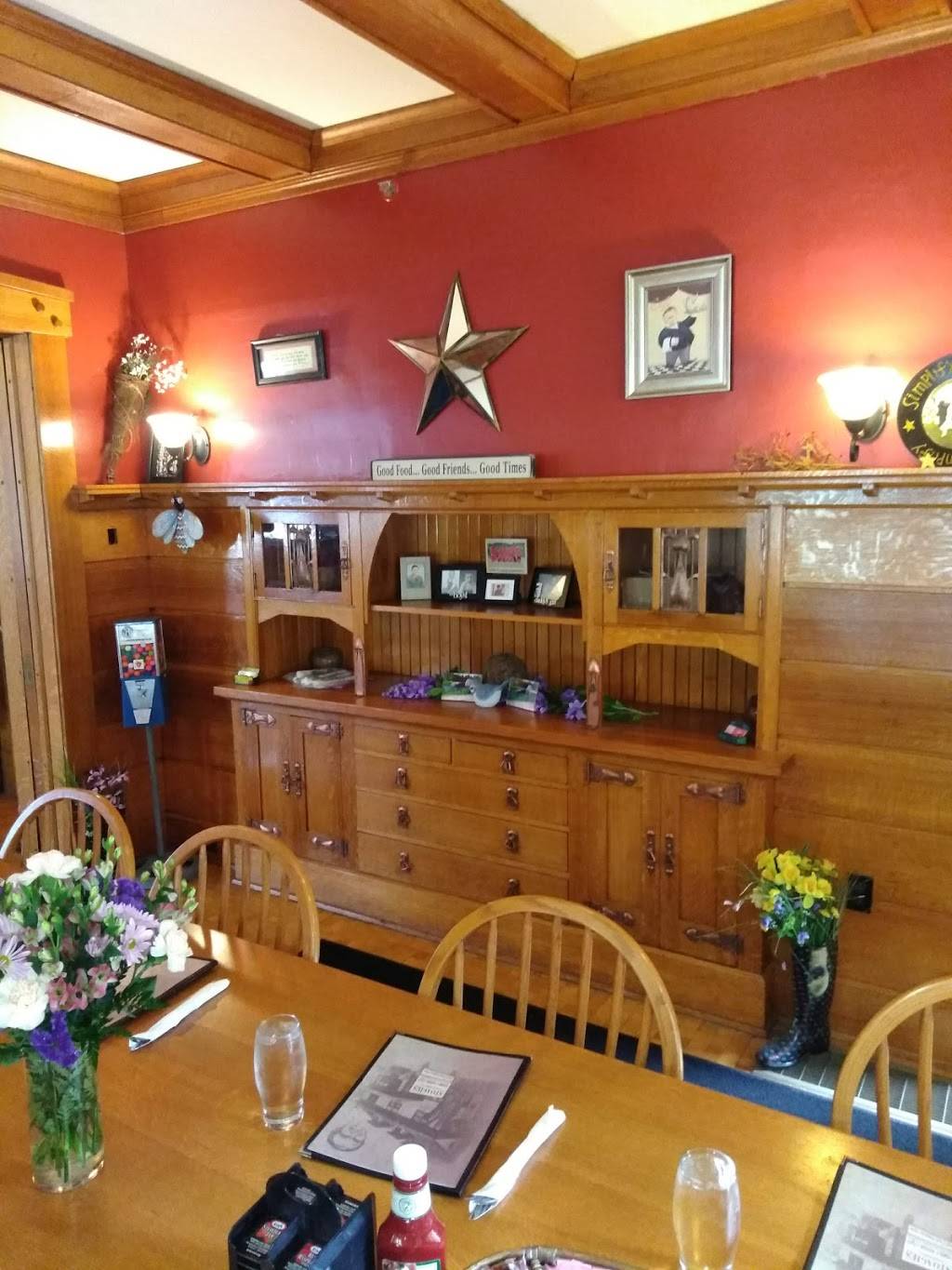 Stoagies Family Room Cafe | restaurant | 91 E Chicago St, Coldwater, MI 49036, USA | 5172787820 OR +1 517-278-7820