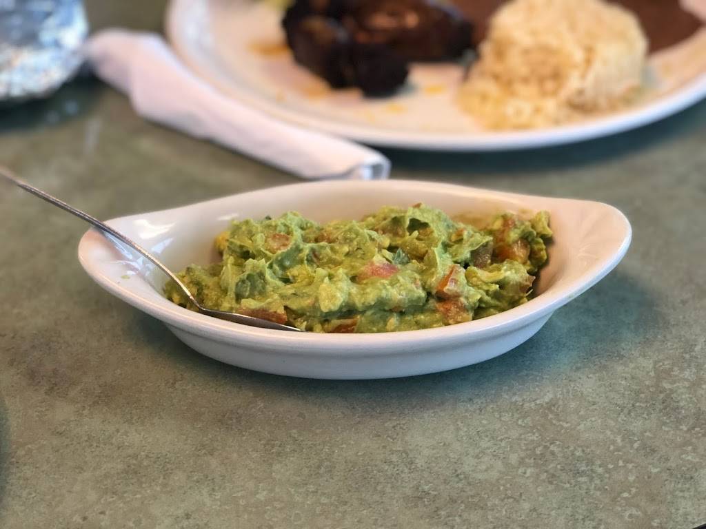 Restaurant y Pupuseria La Salvadoreña | restaurant | 5410 W 34th St, Indianapolis, IN 46224, USA | 3173881707 OR +1 317-388-1707